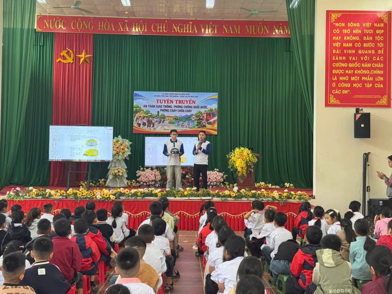 TUYÊN TRUYỀN AN TOÀN GIAO THÔNG, PHÒNG CHÁY CHỮA CHÁY VÀ PHÒNG, CHỐNG ĐUỐI NƯỚC